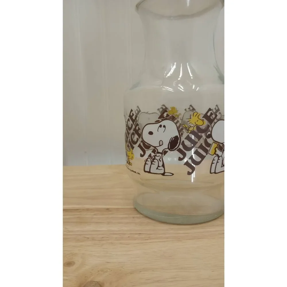 VTG Snoopy & Woodstock juice glass jug, anchor Hocking. One of a collection